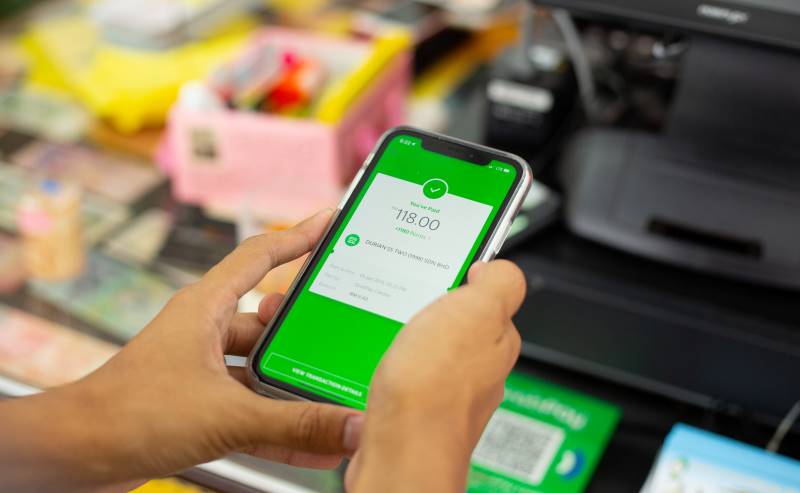 Making e-Wallet payments with GrabPay